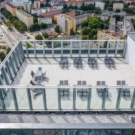 Hanza Tower Deluxe Sauna & Jacusi & Pool Appartement
